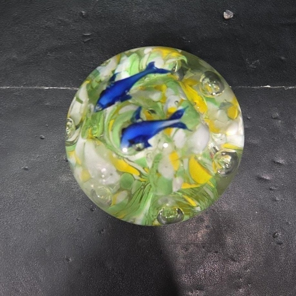 Dolphin with Green Yellow Waves Round Paperweight, Controlled Bubbles Sculpture - Picture 6 of 11